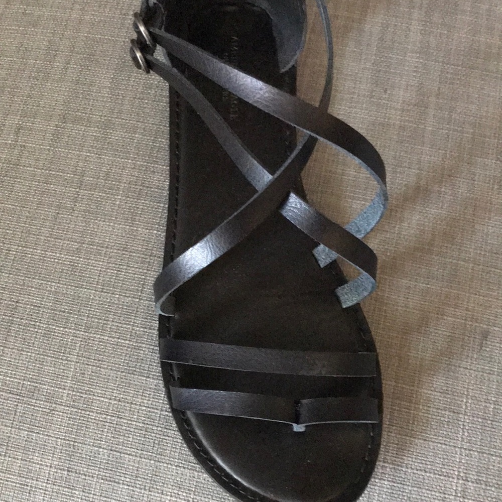 Sandals - Picture 3 of 3